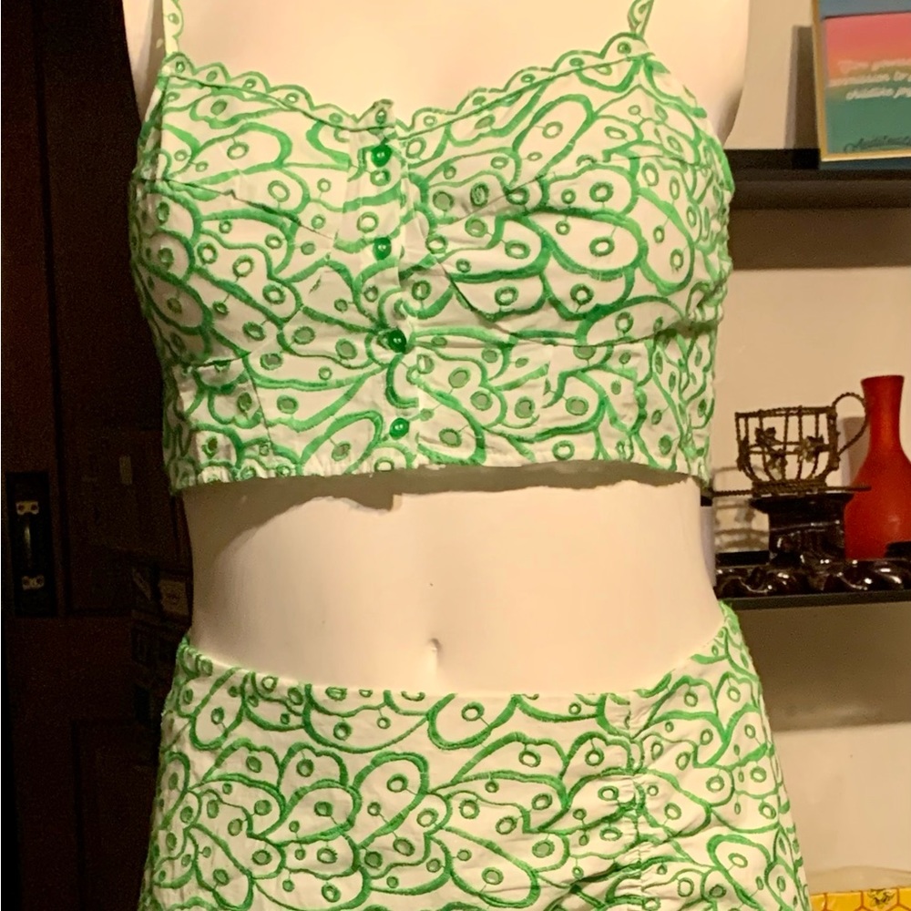 Two piece set